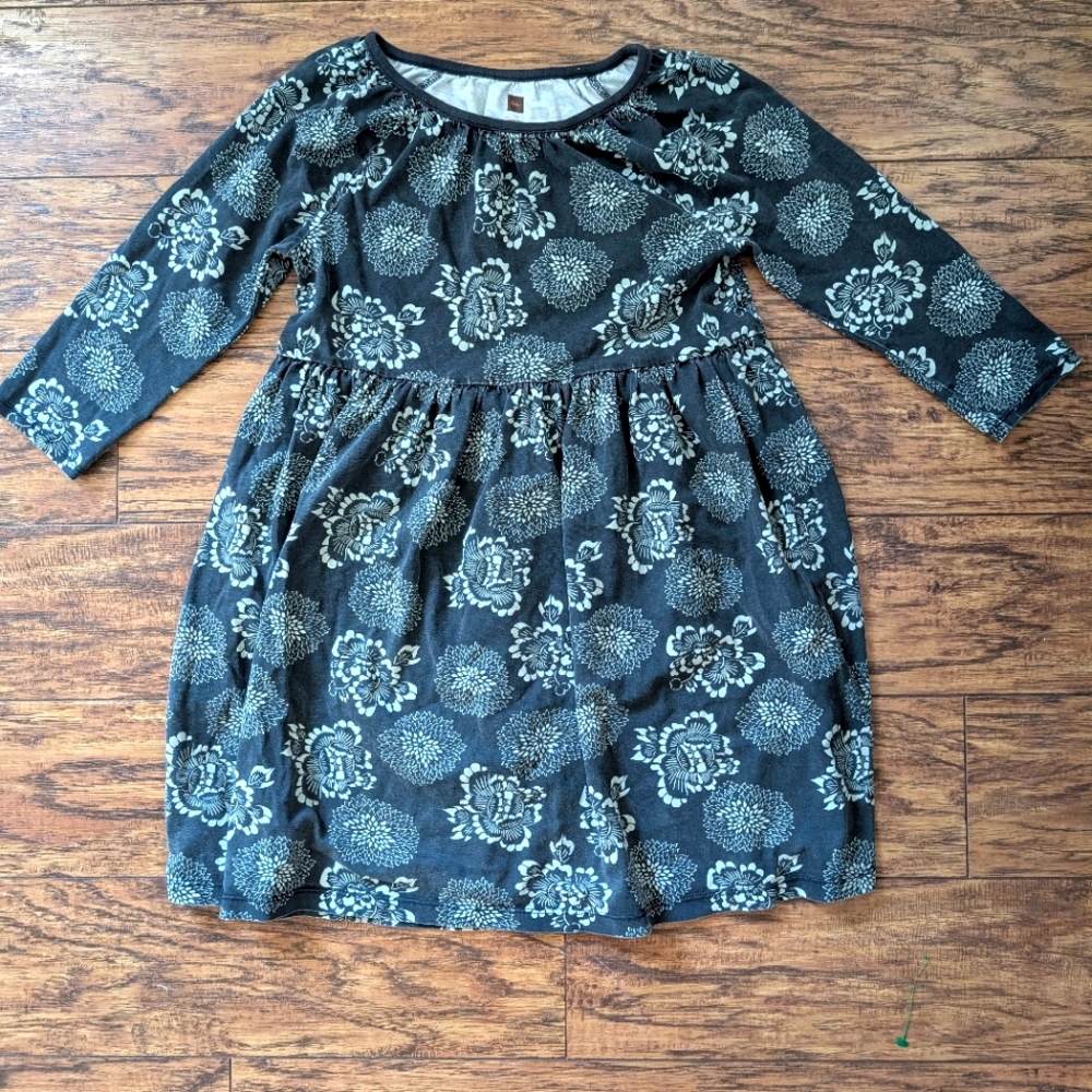$‎ 💥3/$24 Tea Collection Grey And White Floral Long Sleeve Dress
